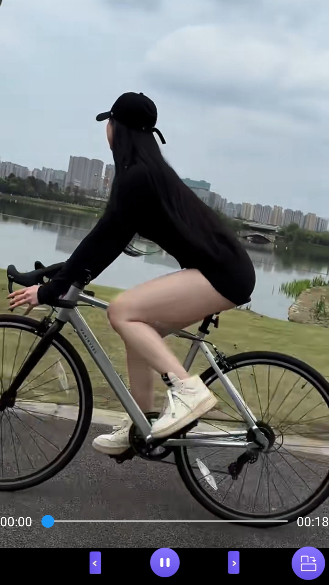 足交视频女王截图